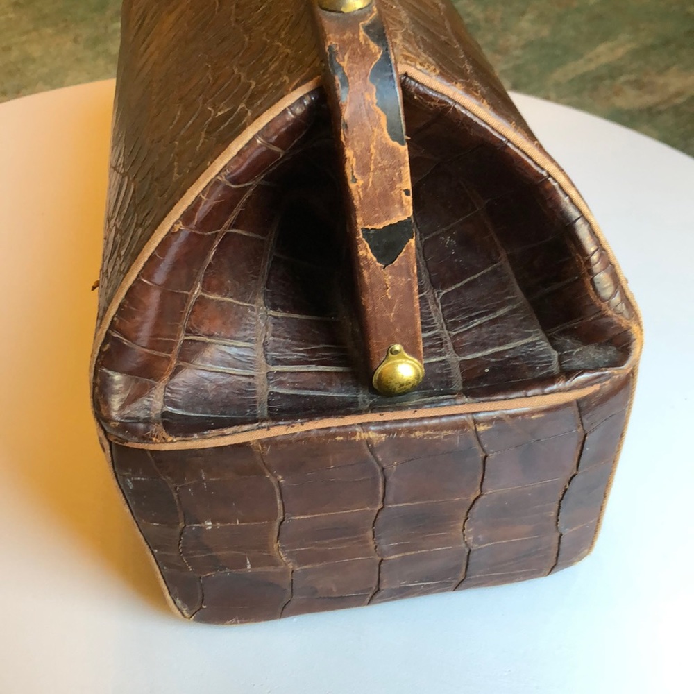 🎉HP🎉Authentic crocodile vintage doctors bag - Picture 4 of 7